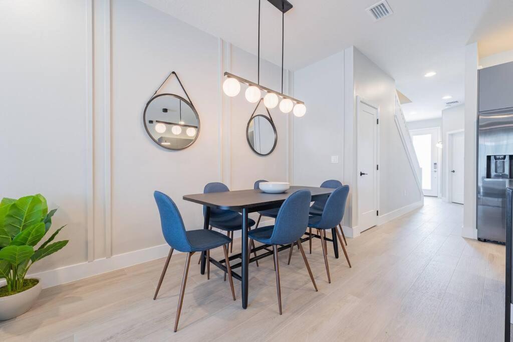 Vila **Brand New** Luxurious Decor Townhouse With Private Pool Hit17145 Orlando Exteriér fotografie