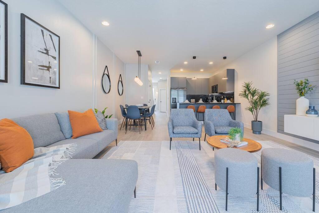 Vila **Brand New** Luxurious Decor Townhouse With Private Pool Hit17145 Orlando Exteriér fotografie