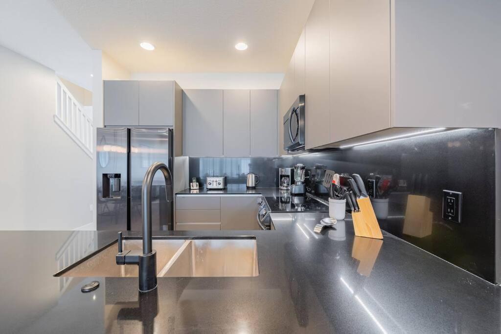 Vila **Brand New** Luxurious Decor Townhouse With Private Pool Hit17145 Orlando Exteriér fotografie